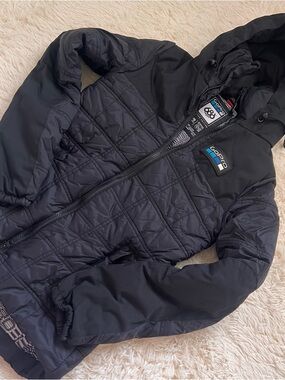 GoPro x 686 Quilted Hooded Jacket in Black
